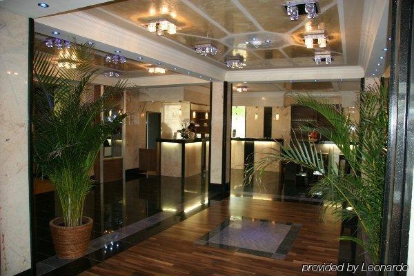 Sympathie-Hotel Fuerstenhof Bad Kreuznach Beltér fotó